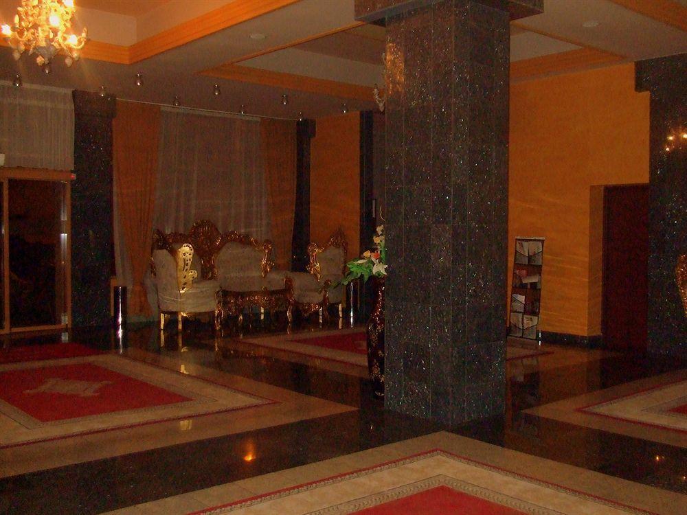 Hotel Ambassador Baia Mare Ngoại thất bức ảnh